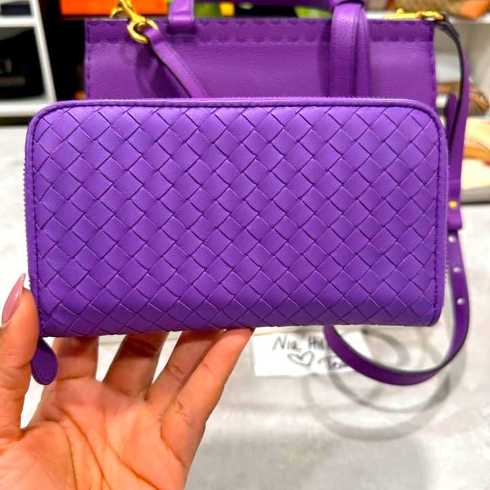 🦄 Bottega Veneta Wallet 💜